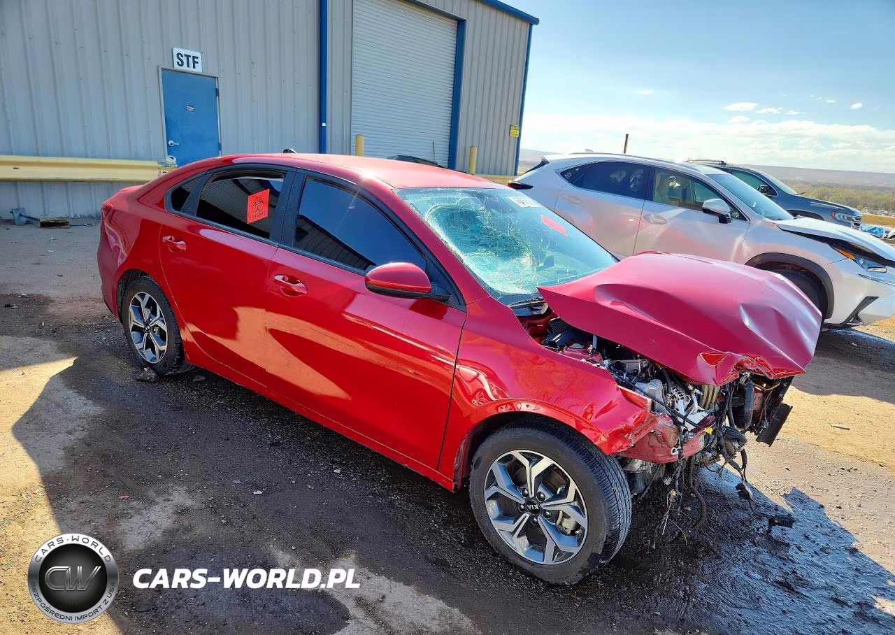 2020 Kia Forte Lxs VIN:3KPF24AD3LE260790 - 4