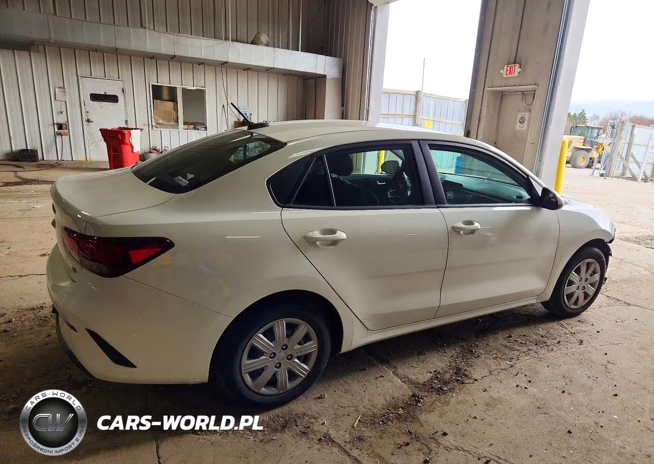 2021 Kia Rio S VIN:3KPA24AD1ME366053 - 3