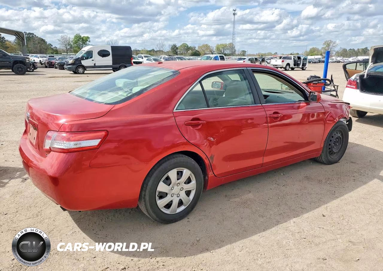 2010 Toyota Camry Le VIN:4T4BF3EK7AR081786 - 3