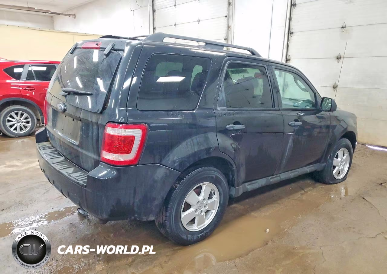 2011 Ford Escape Xlt VIN:1FMCU9DG0BKB05184 - 3