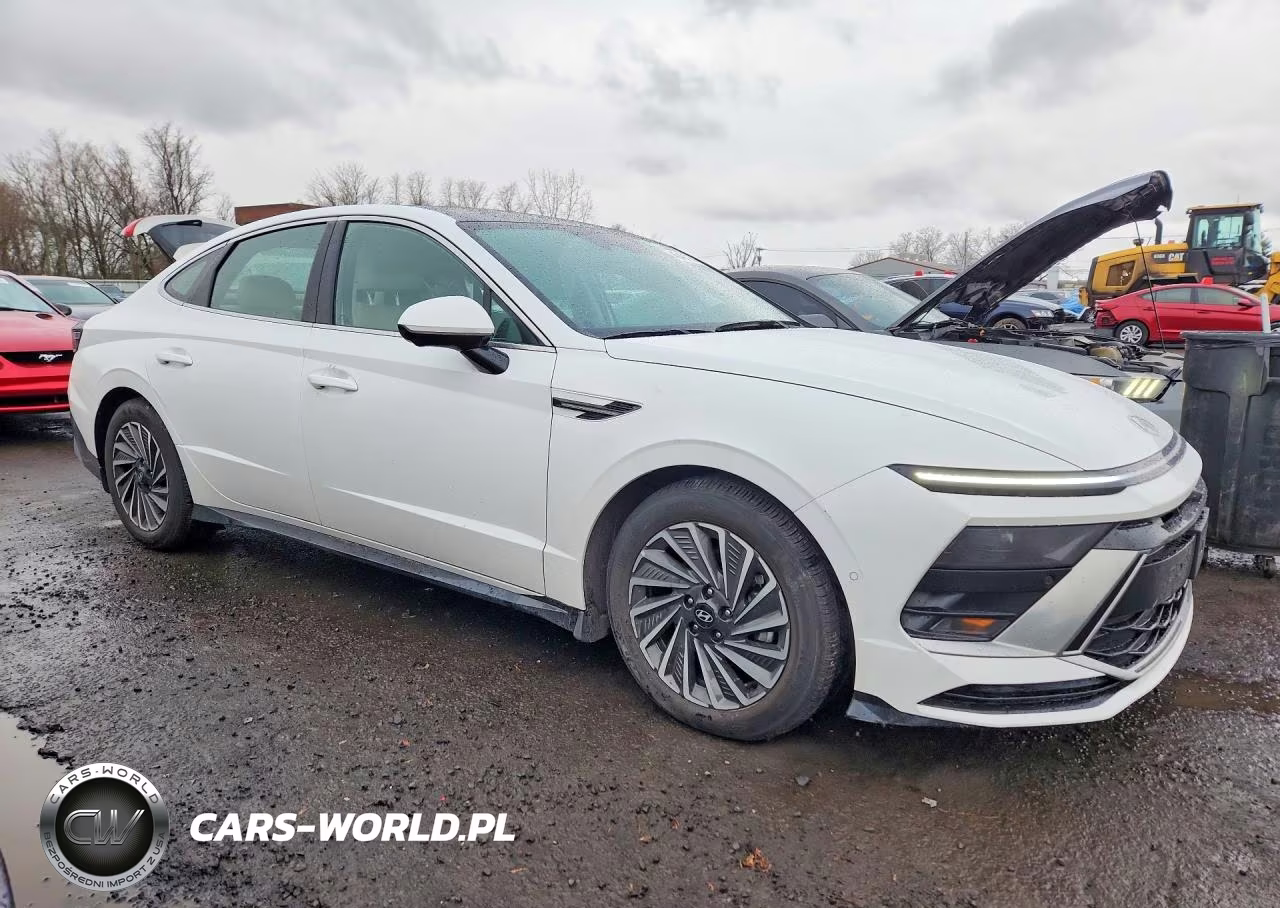 2025 Hyundai Sonata Hybrid Limited VIN:KMHL54JJ6SA122125 - 4
