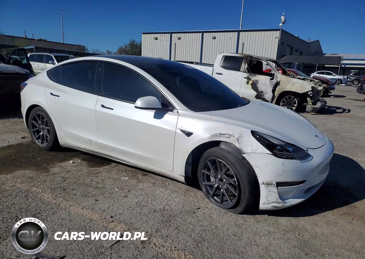 2021 Tesla Model 3 VIN:5YJ3E1EA1MF076162 - 4