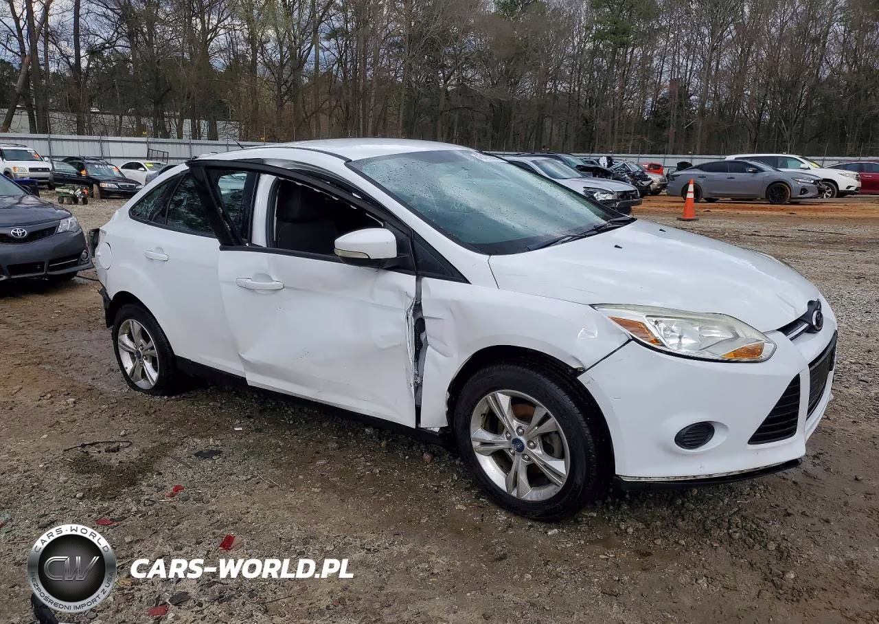2013 Ford Focus Se VIN:1FADP3F24DL326711 - 4
