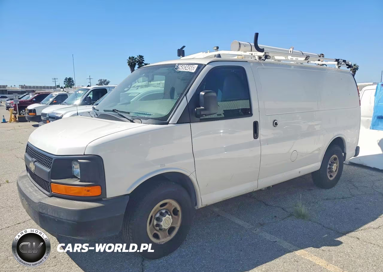2013 Chevrolet Express 2500 Cargo Utility - Service Van – zdjęcie 1 z 14