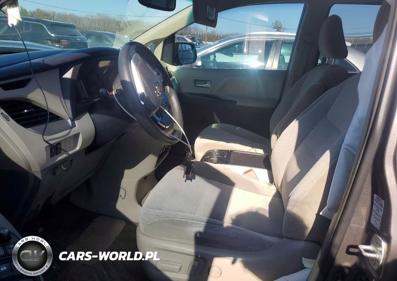 2015 Toyota Sienna Le 8 Passenger VIN:5TDKK3DC9FS538789 - 7