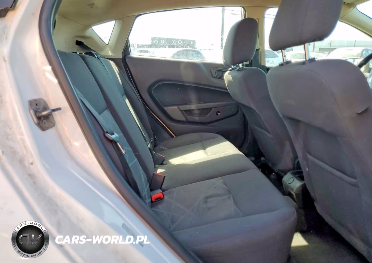 2015 Ford Fiesta S VIN:3FADP4TJ8FM138745 - 10