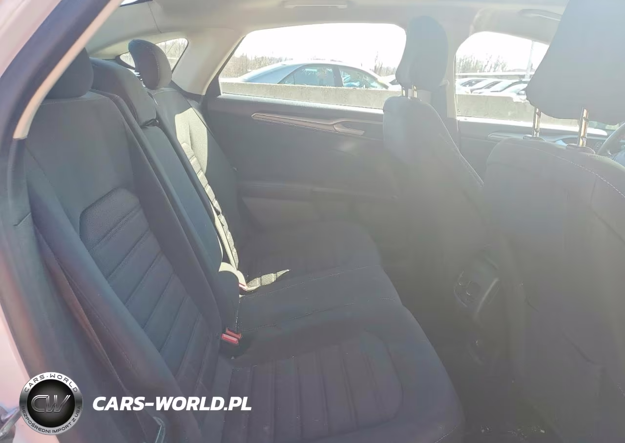 2020 Ford Fusion Se VIN:3FA6P0HD3LR146609 - 10