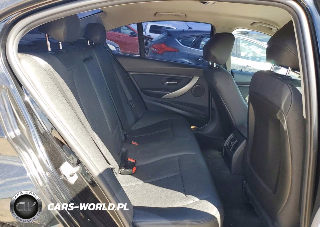 2018 BMW 320 I VIN:WBA8A9C57JAC99963 - 10