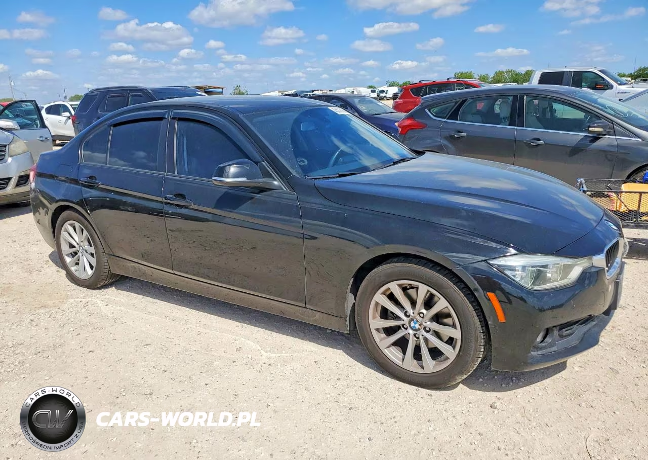 2018 BMW 320 I VIN:WBA8A9C57JAC99963 - 4