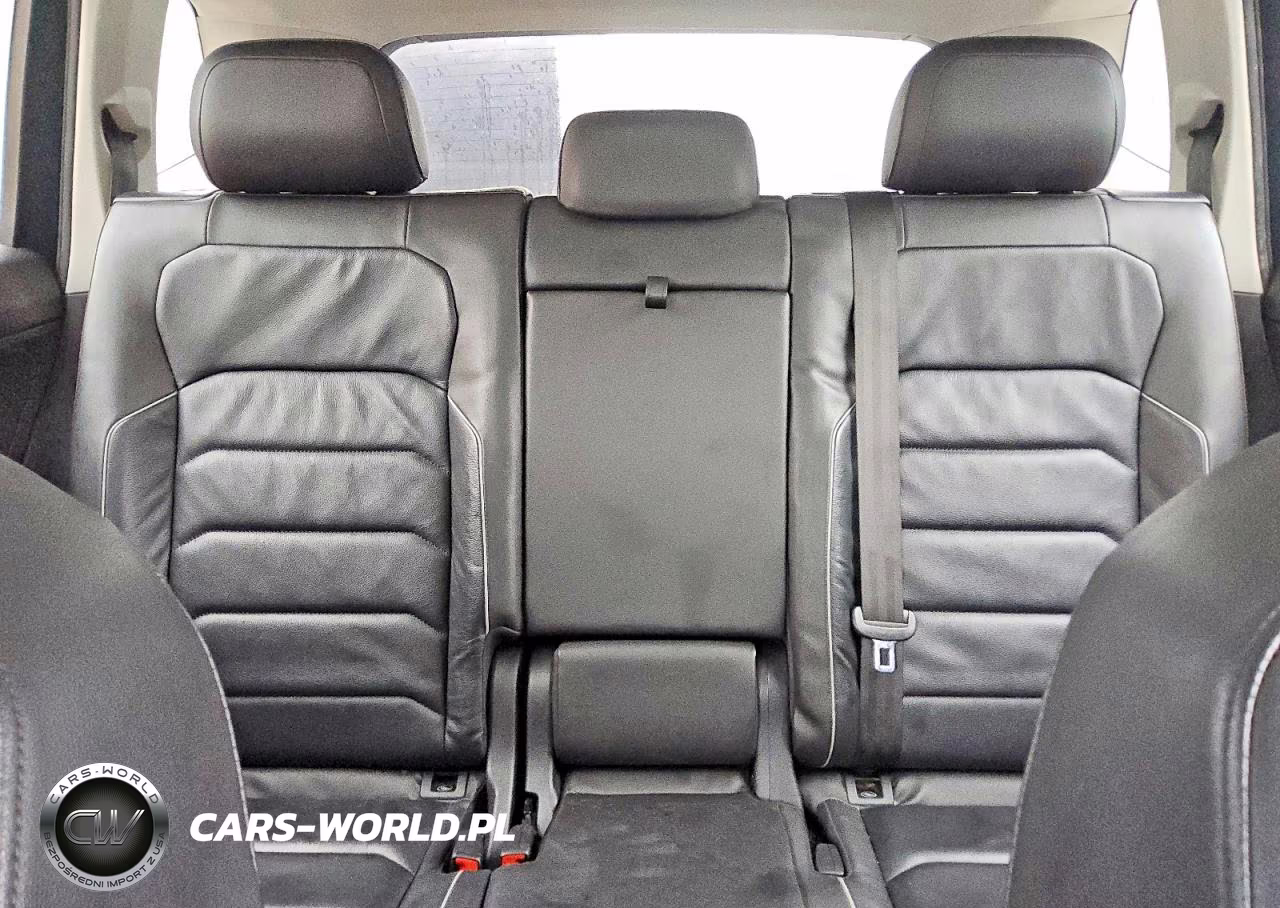 2018 Volkswagen Tiguan Sel Premium VIN:3VV5B7AX4JM220178 - 10