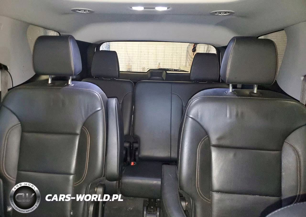 2019 Chevrolet Traverse Lt VIN:1GNERHKW1KJ261413 - 10