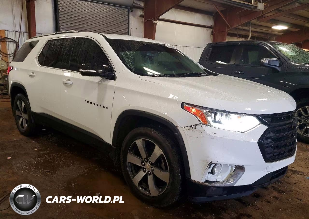 2019 Chevrolet Traverse Lt VIN:1GNERHKW1KJ261413 - 4