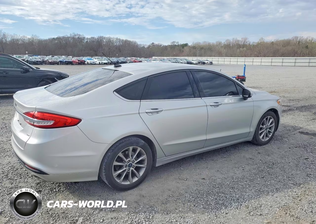 2017 Ford Fusion Se VIN:3FA6P0H7XHR230590 - 3