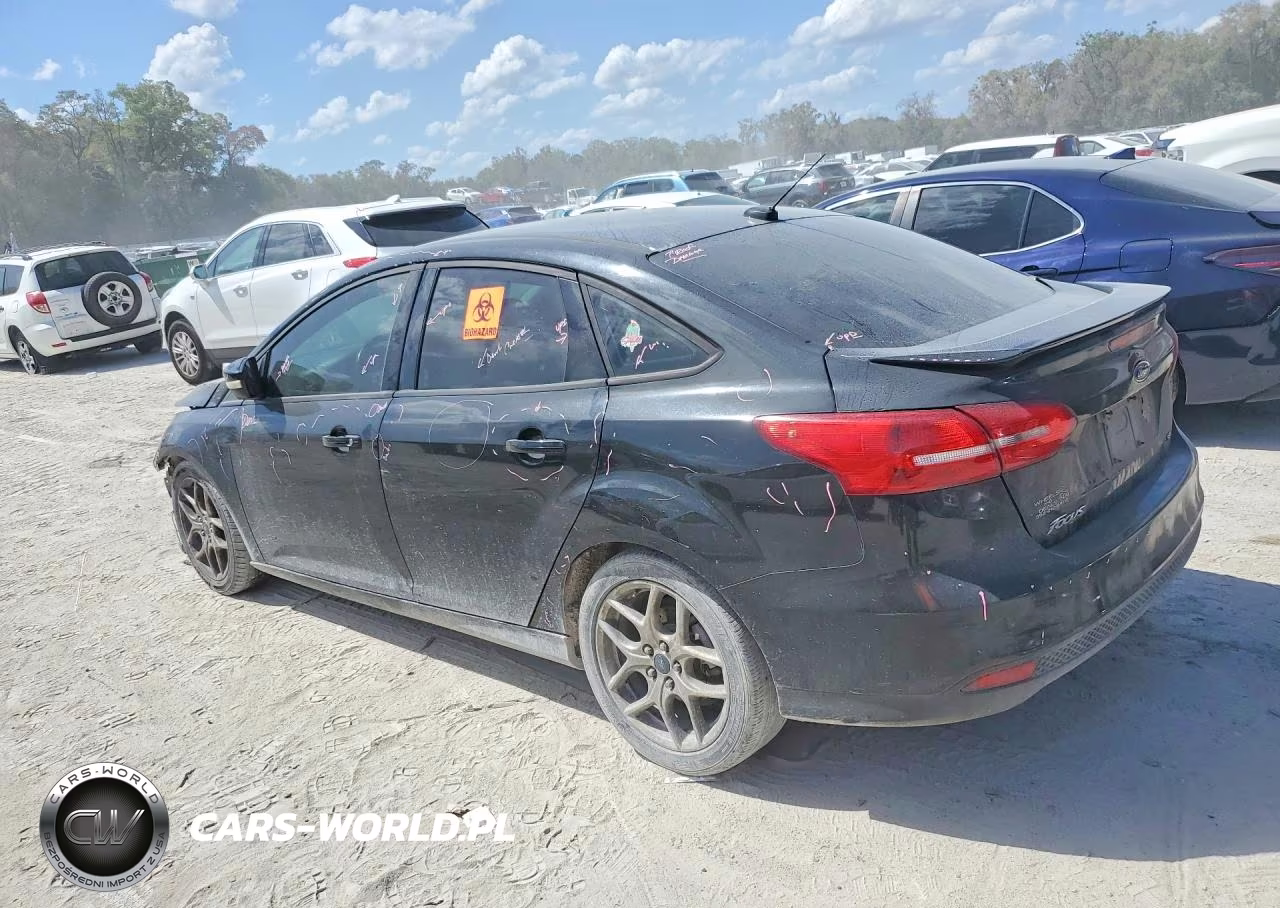 2015 Ford Focus Se VIN:1FADP3F26FL336482 - 2