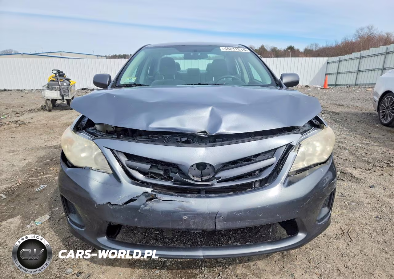 2011 Toyota Corolla Le VIN:2T1BU4EE2BC678282 - 5