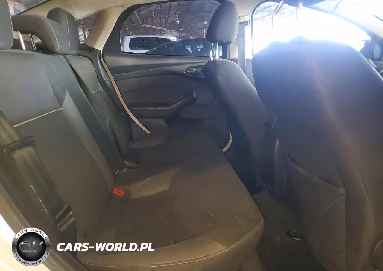 2012 Ford Focus S VIN:1FAHP3F22CL379360 - 10
