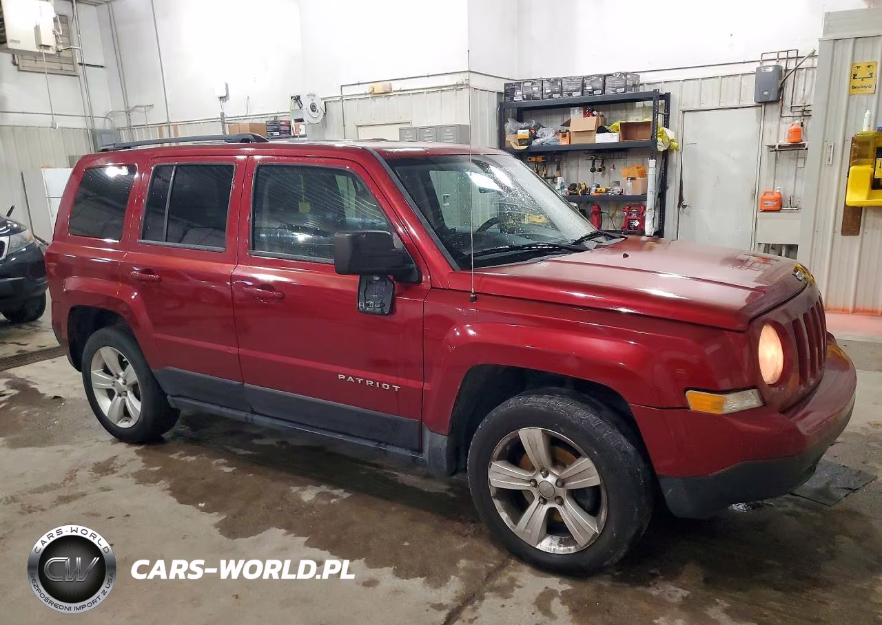 2012 Jeep Patriot Latitude VIN:1C4NJPFA4CD526687 - 4