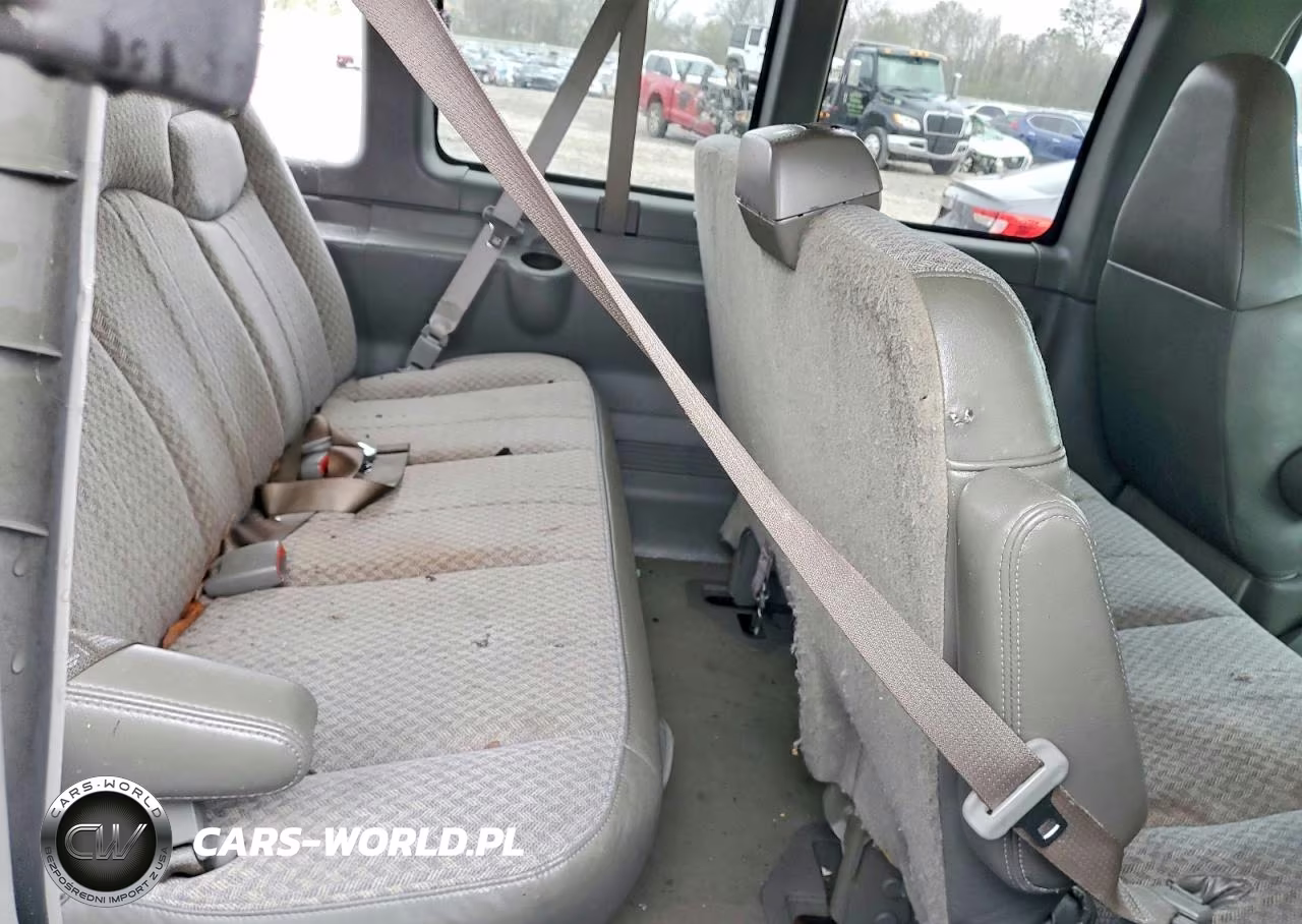 2004 Chevrolet Express G3500 VIN:1GAHG39U041193717 - 11