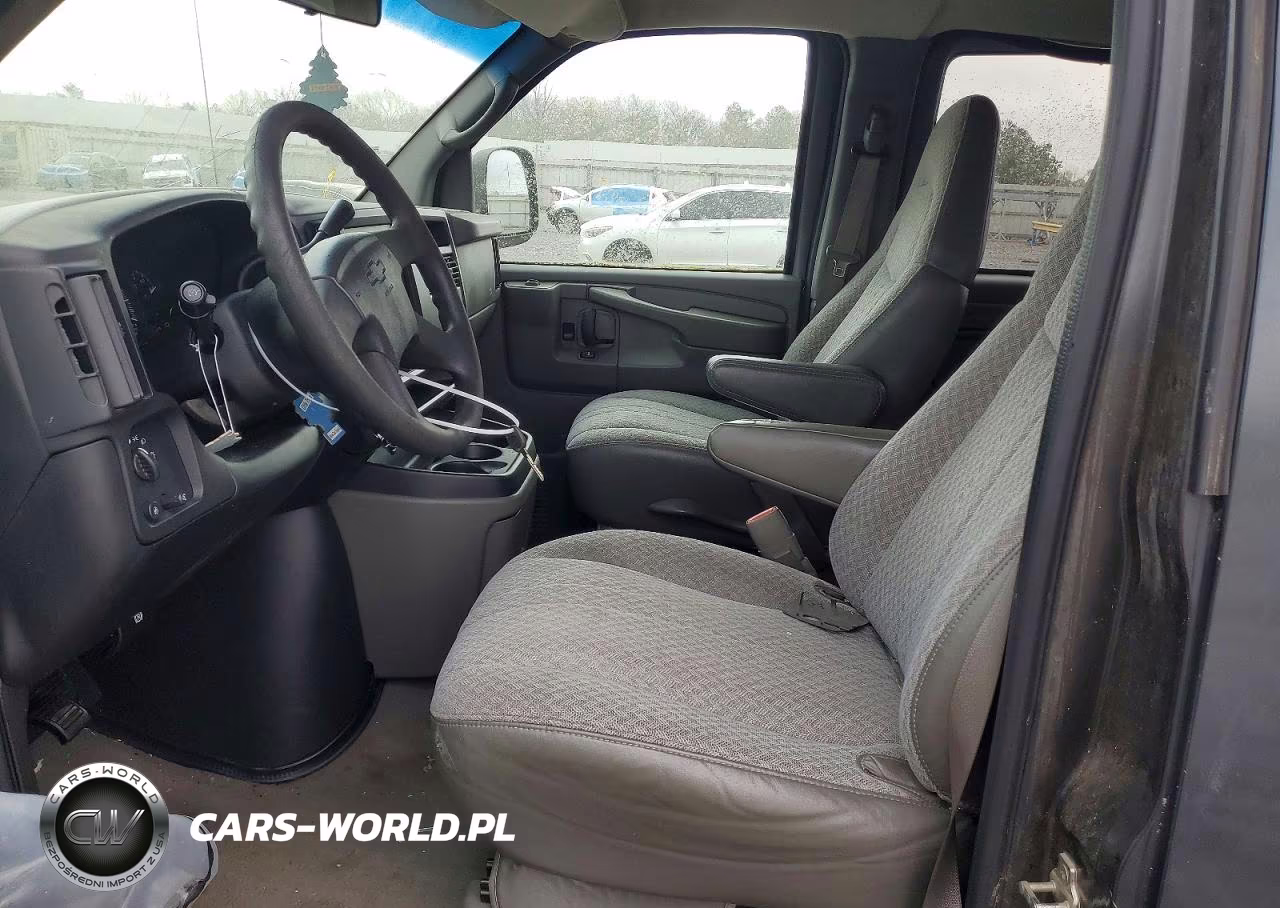 2004 Chevrolet Express G3500 VIN:1GAHG39U041193717 - 7
