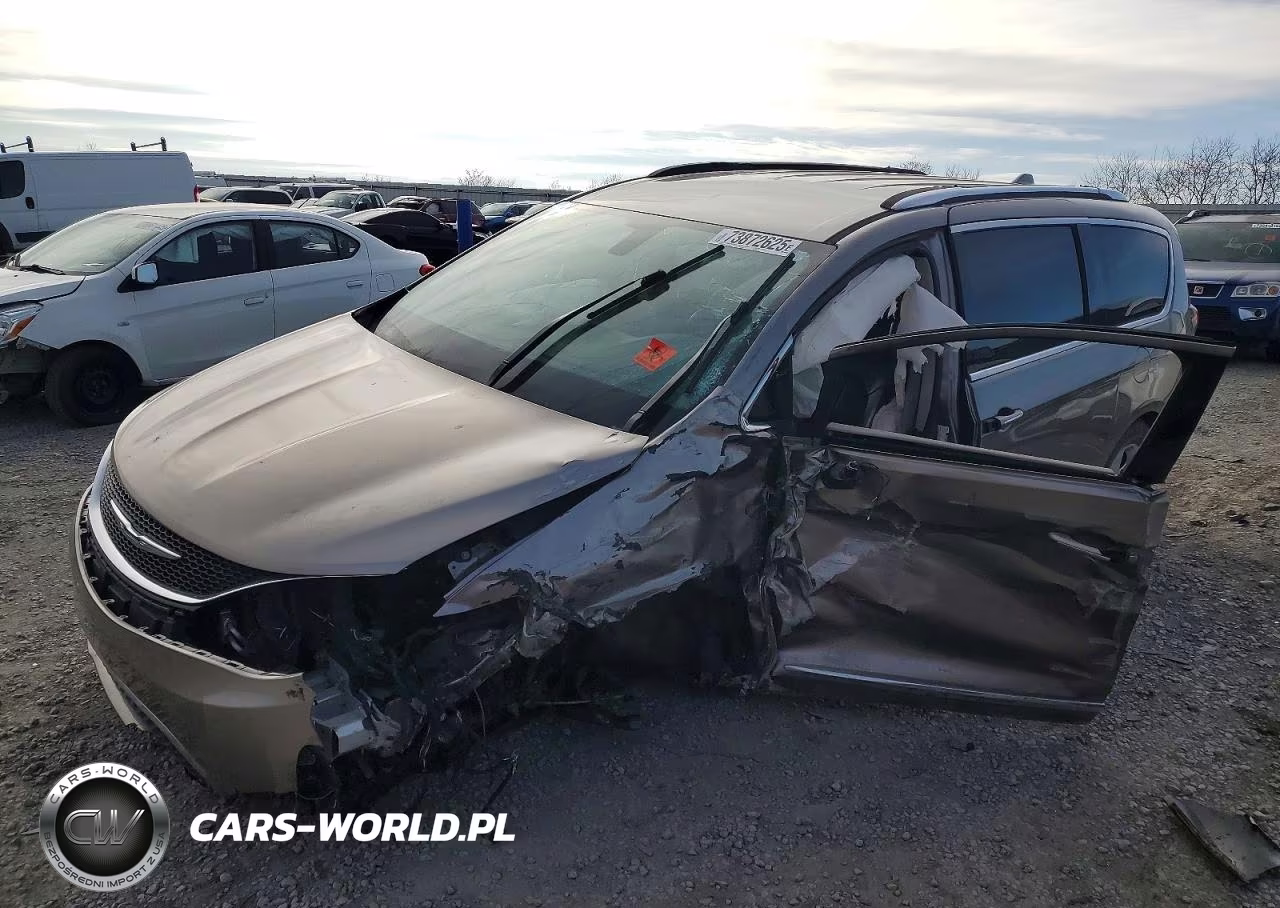 2017 Chrysler Pacifica Touring L Plus