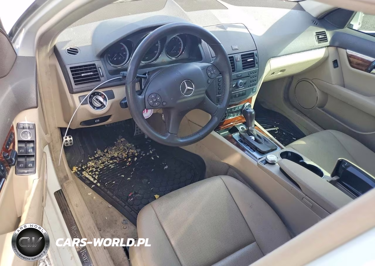 2011 Mercedes-Benz C 300 4Matic VIN:WDDGF8BB2BR161464 - 8