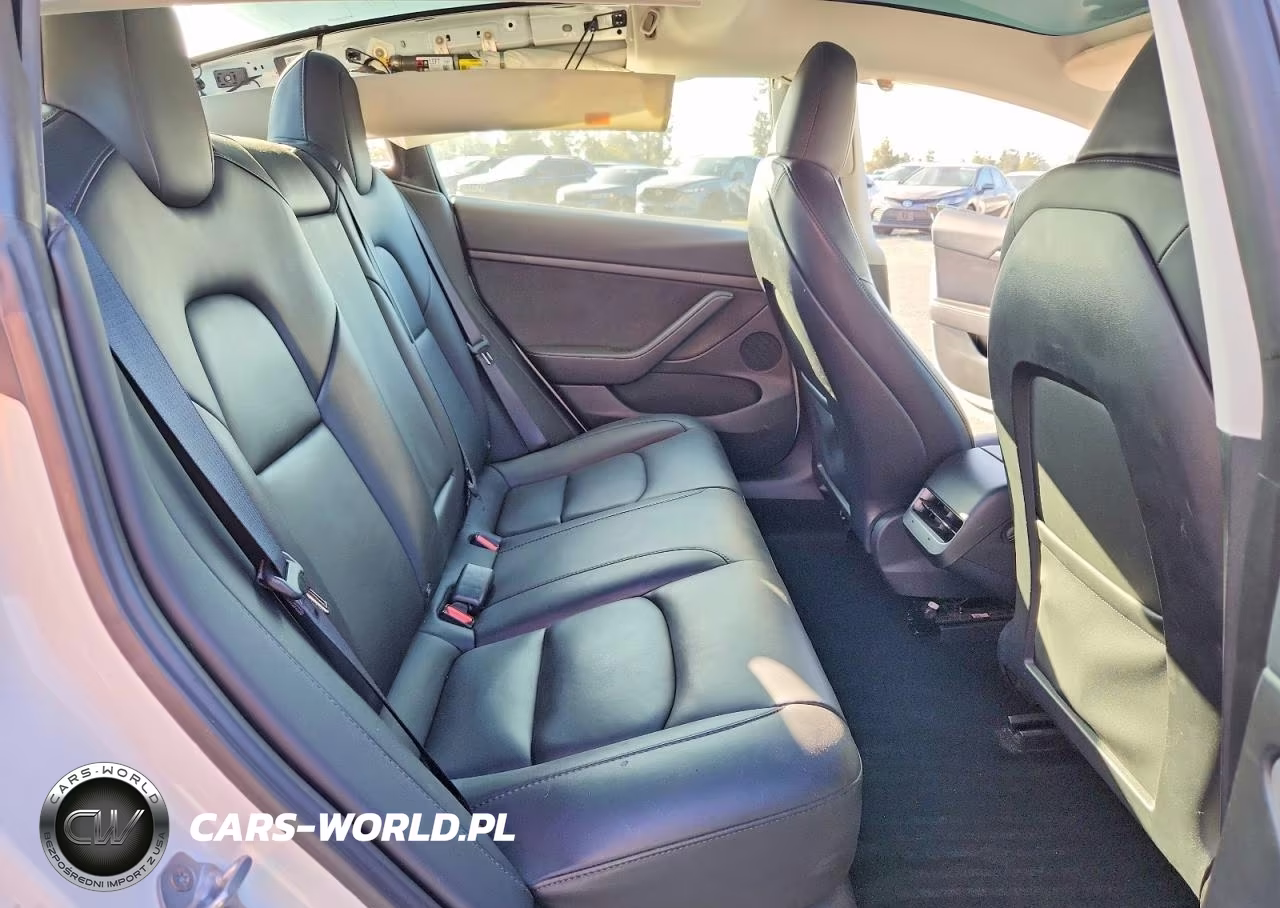 2023 Tesla Model 3 VIN:5YJ3E1EA2PF572723 - 10