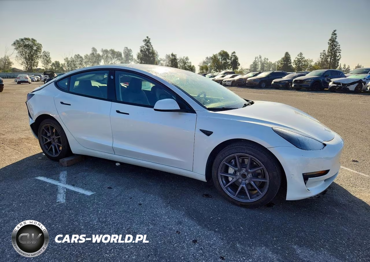 2023 Tesla Model 3 VIN:5YJ3E1EA2PF572723 - 4