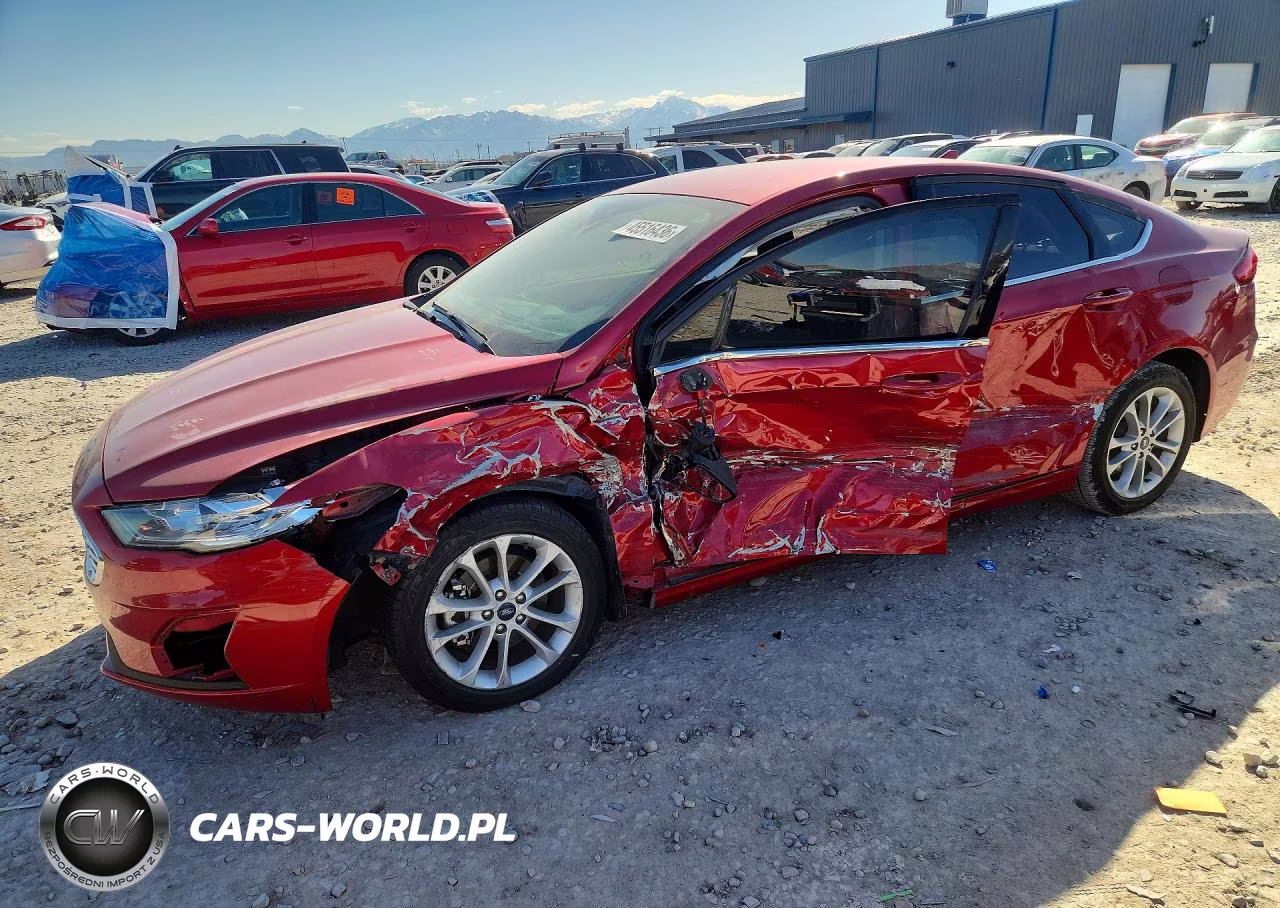 2020 Ford Fusion Se