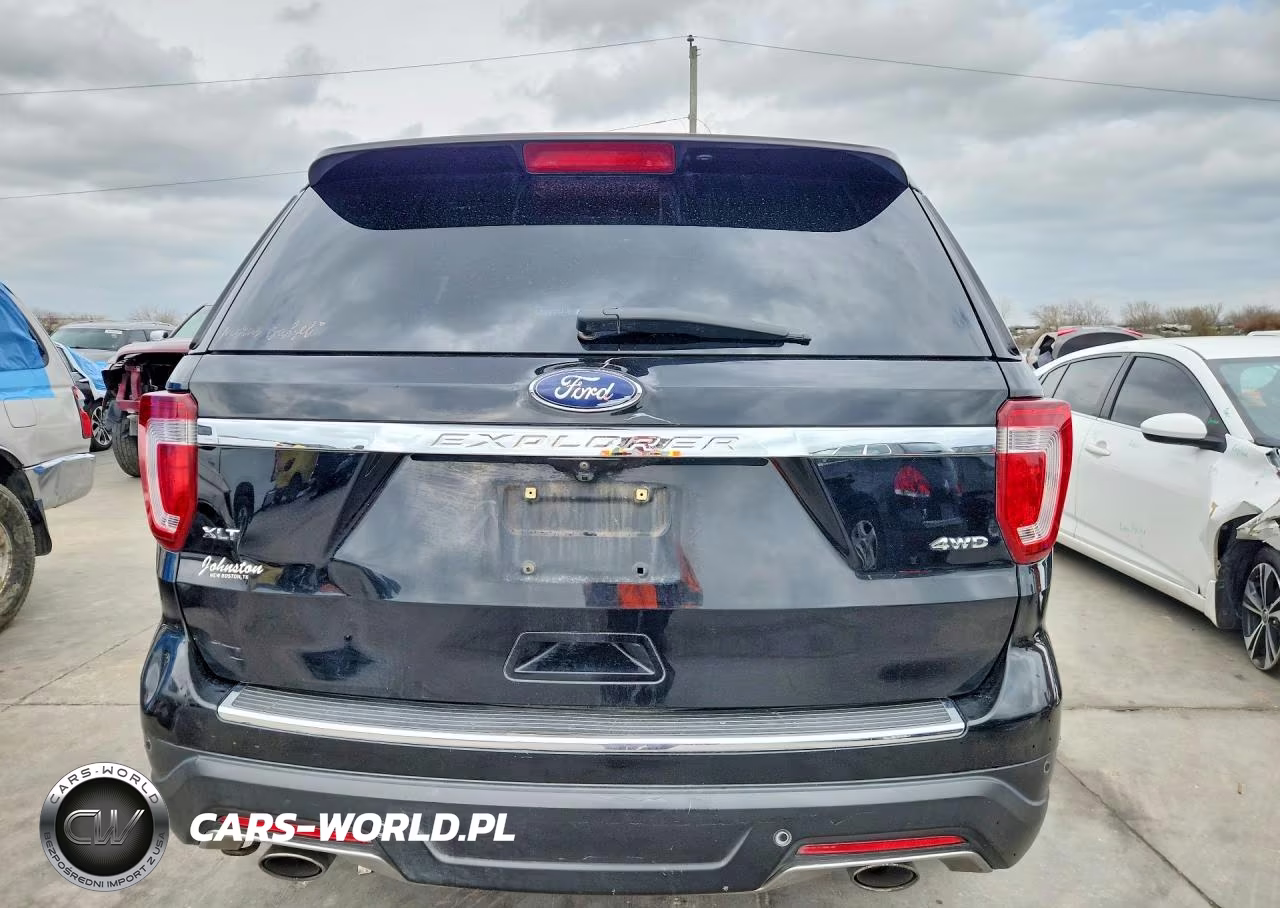 2018 Ford Explorer Xlt VIN:1FM5K8D86JGB16371 - 6