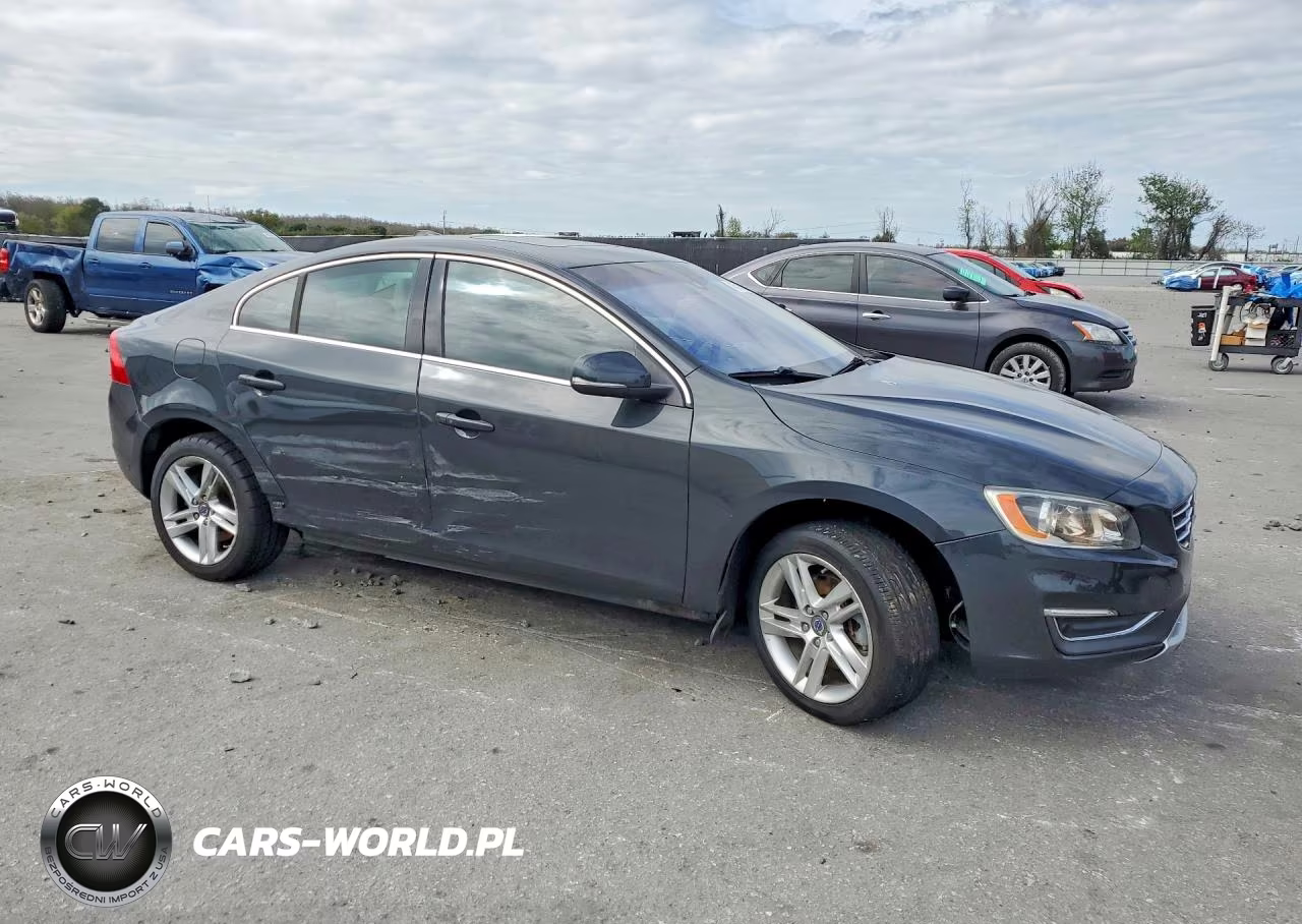 2015 Volvo S60 Premier+ VIN:YV140MFC7F1307351 - 4