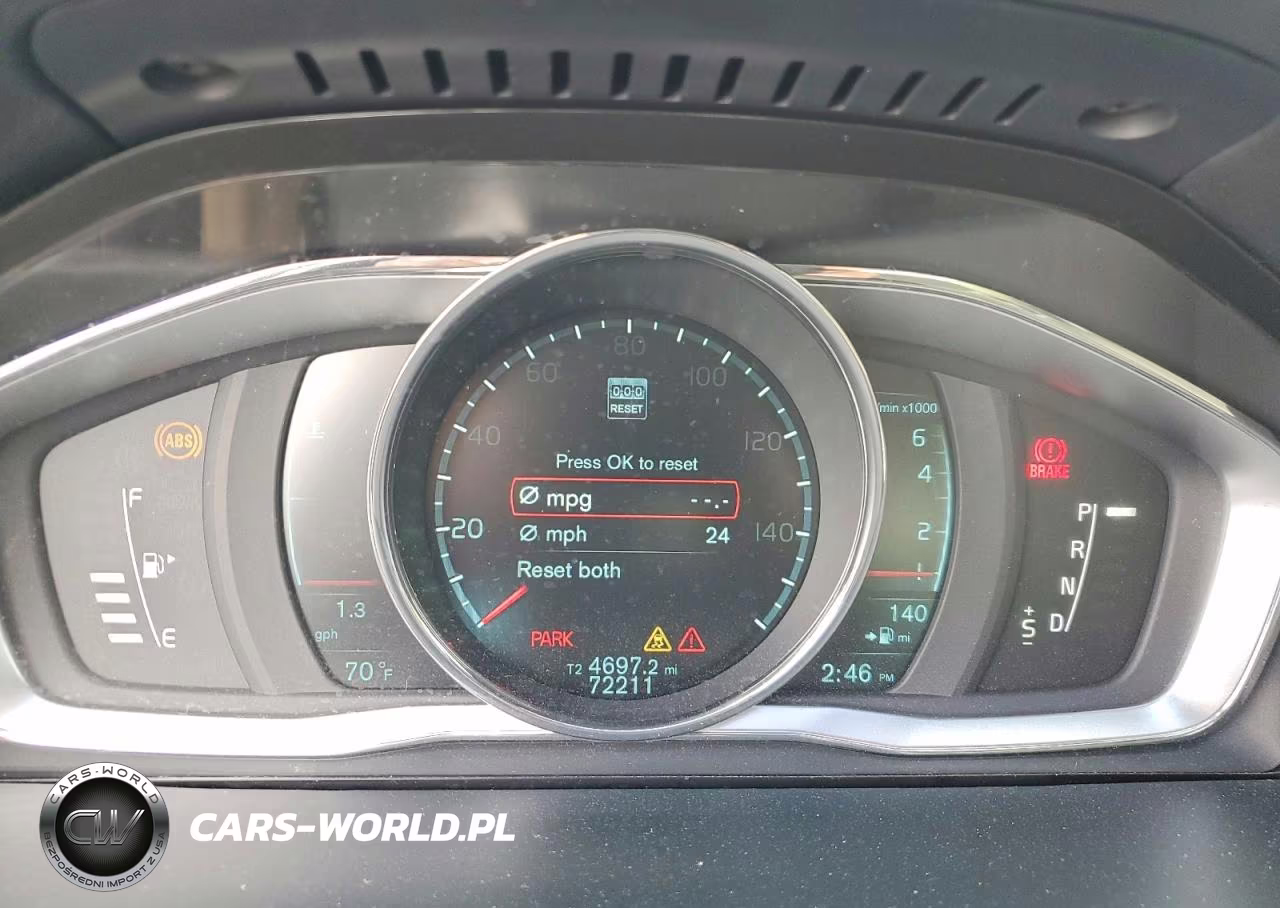 2015 Volvo S60 Premier+ VIN:YV140MFC7F1307351 - 9