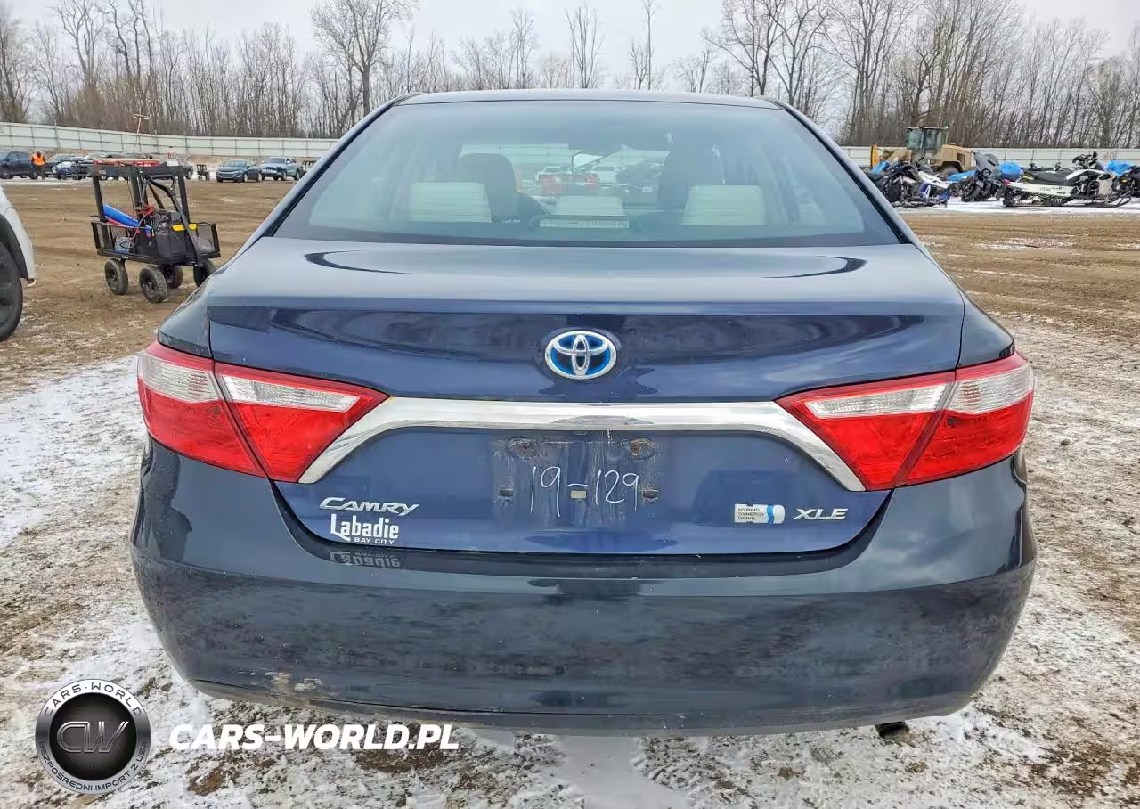 2015 Toyota Camry Le VIN:4T4BF1FK5FR489746 - 6
