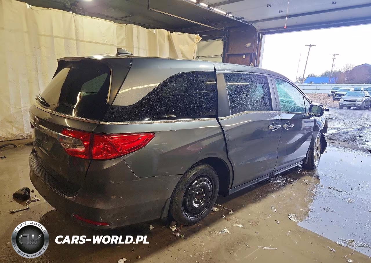 2018 Honda Odyssey Ex VIN:5FNRL6H5XJB075888 - 3