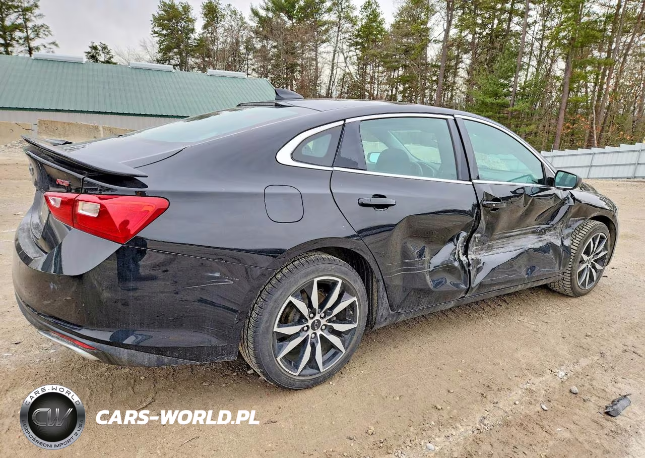 2021 Chevrolet Malibu Rs VIN:1G1ZG5ST1MF037688 - 3
