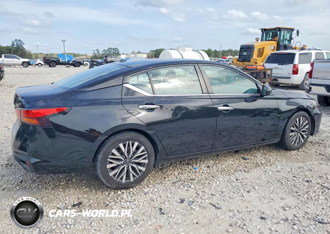 2023 Nissan Altima 2.5 Sv VIN:1N4BL4DV4PN340123 - 3