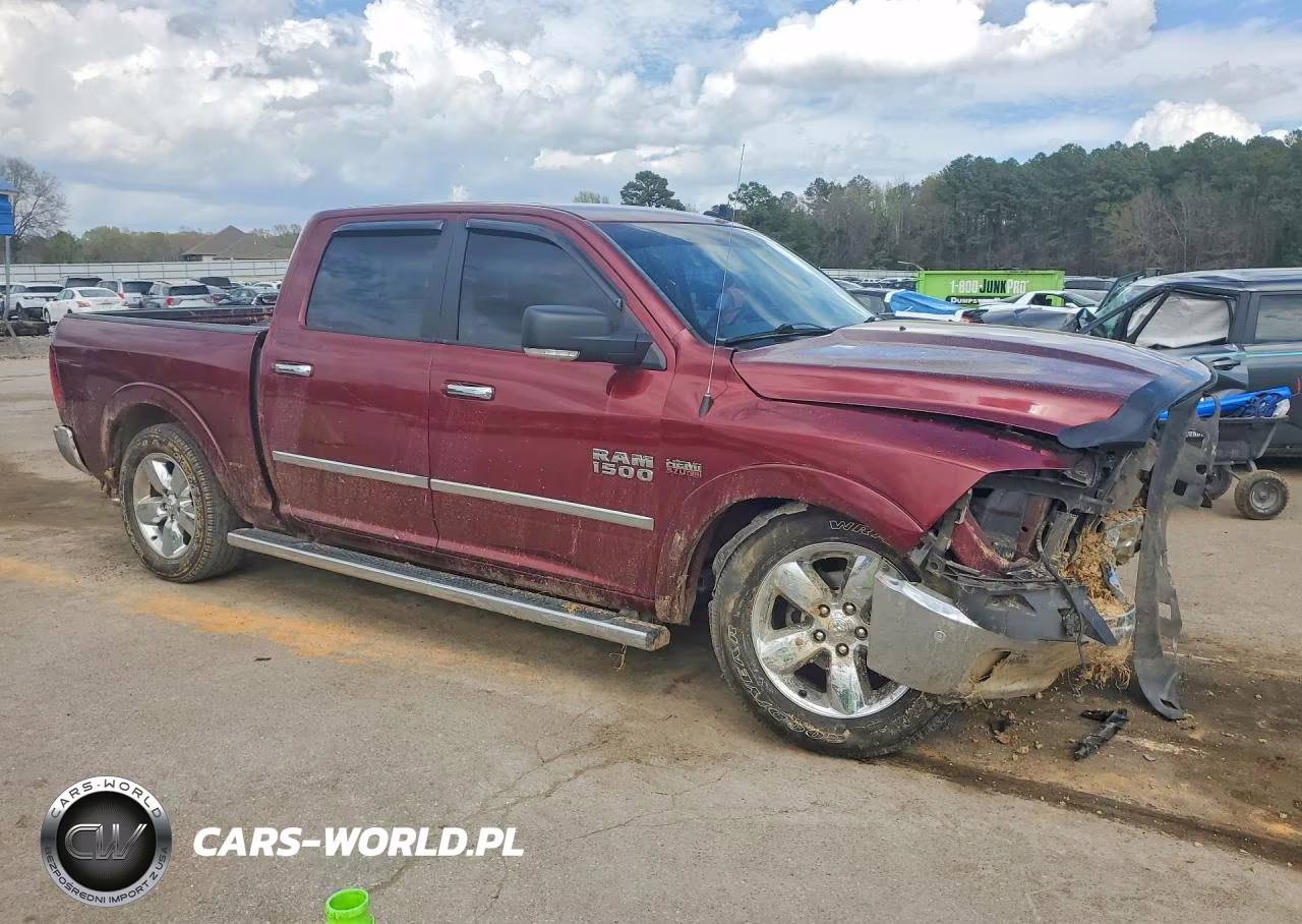 2018 Ram 1500 Slt VIN:3C6RR6LT9JG146049 - 4