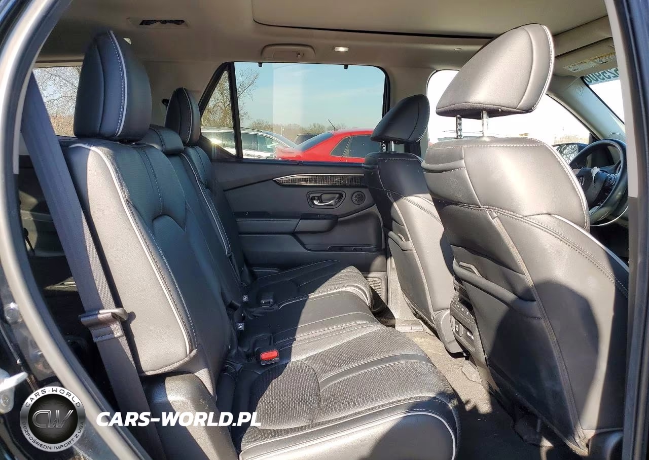 2023 Honda Pilot Elite VIN:5FNYG1H89PB018104 - 11
