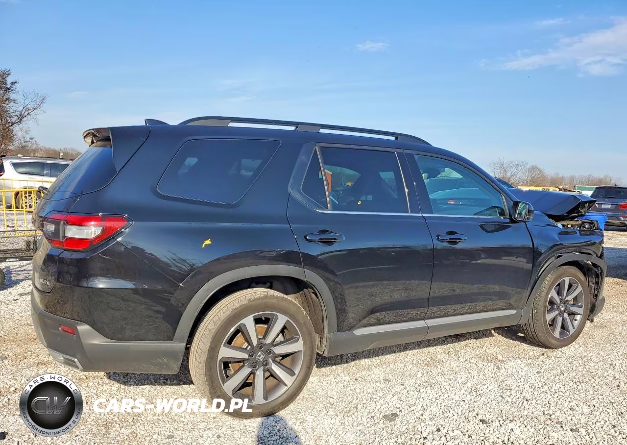 2023 Honda Pilot Elite VIN:5FNYG1H89PB018104 - 3