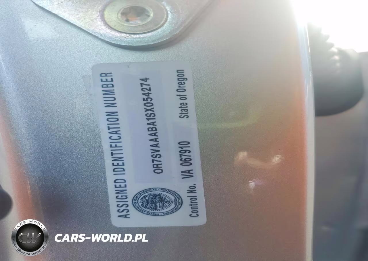 2025 Toyota Sequoia Platinum VIN:7SVAAABA1SX054274 - 12