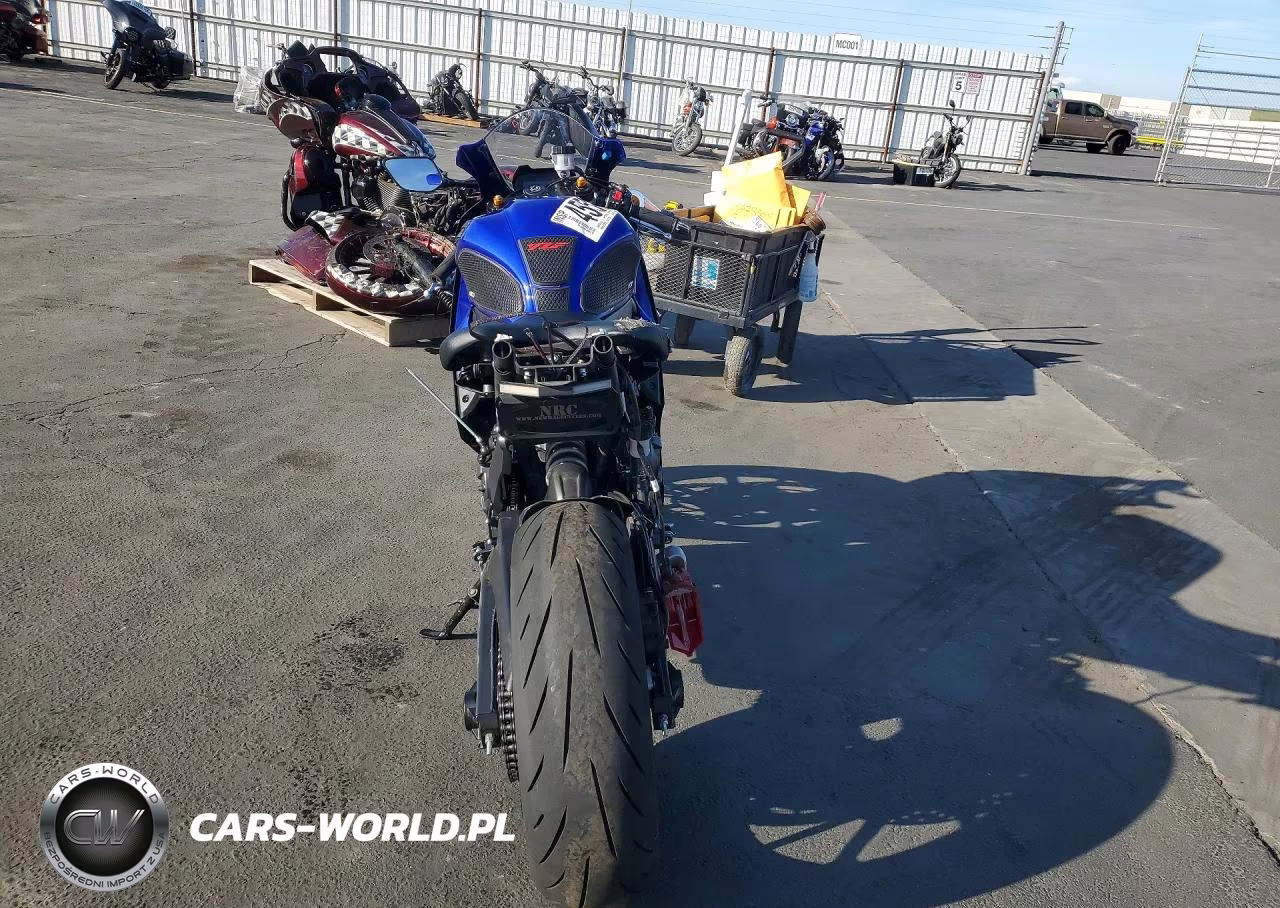 2023 Yamaha Yzfr7 VIN:JYARM38Y1PA001858 - 4