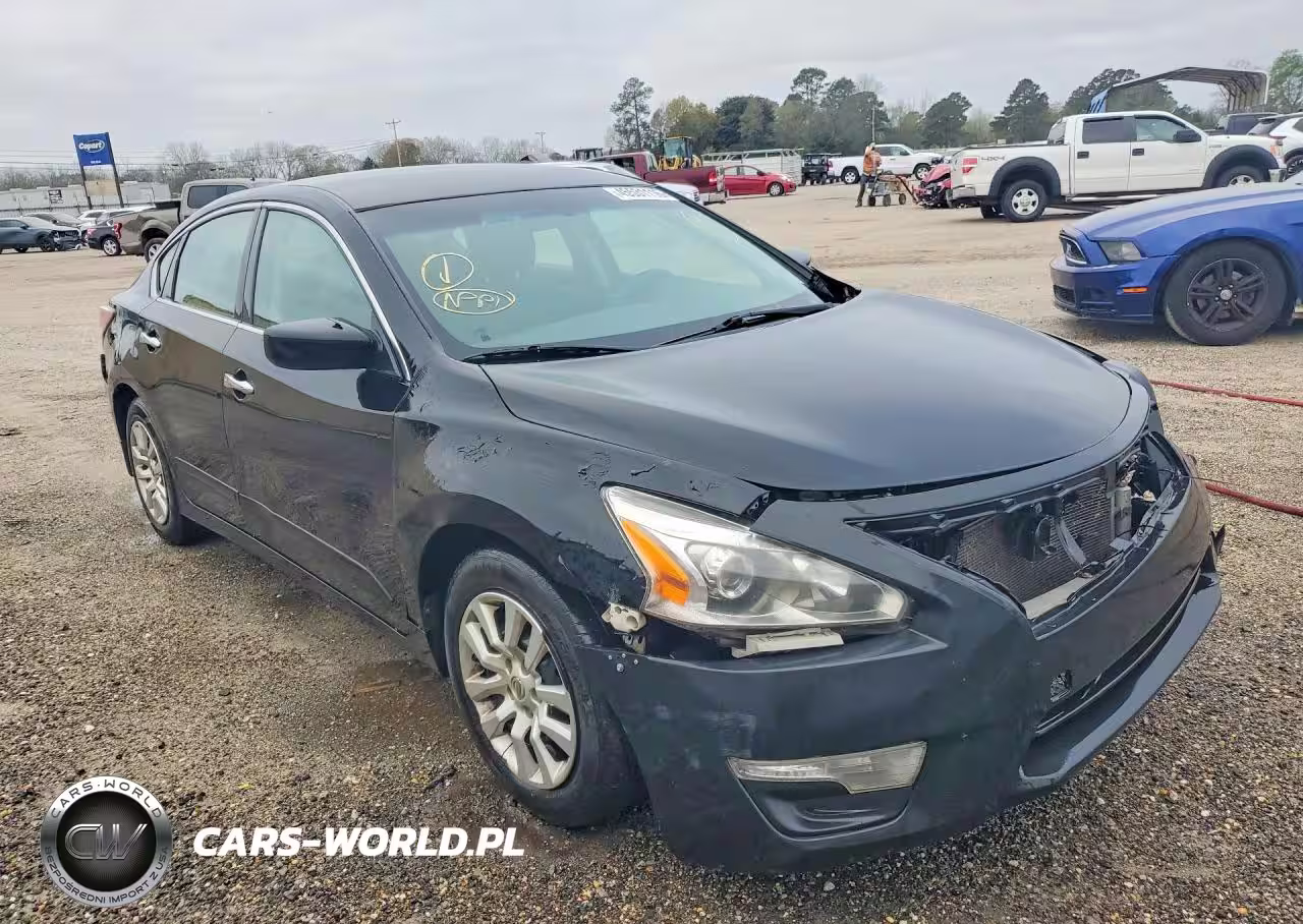 2015 Nissan Altima 2.5 VIN:1N4AL3AP4FC472241 - 4