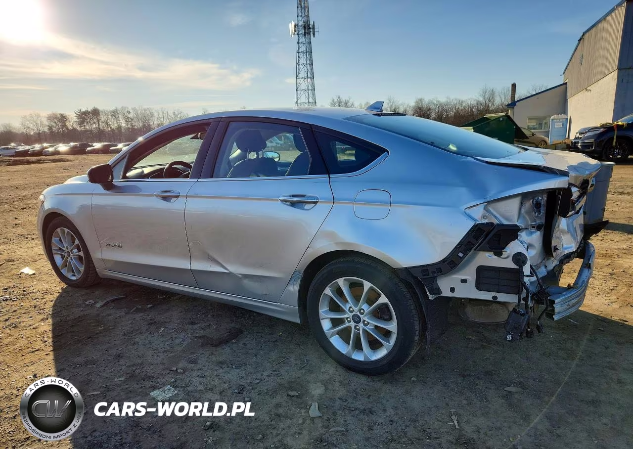 2019 Ford Fusion Se VIN:3FA6P0LU0KR218582 - 2