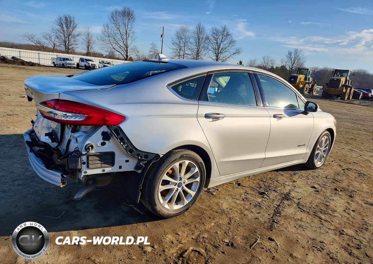 2019 Ford Fusion Se VIN:3FA6P0LU0KR218582 - 3