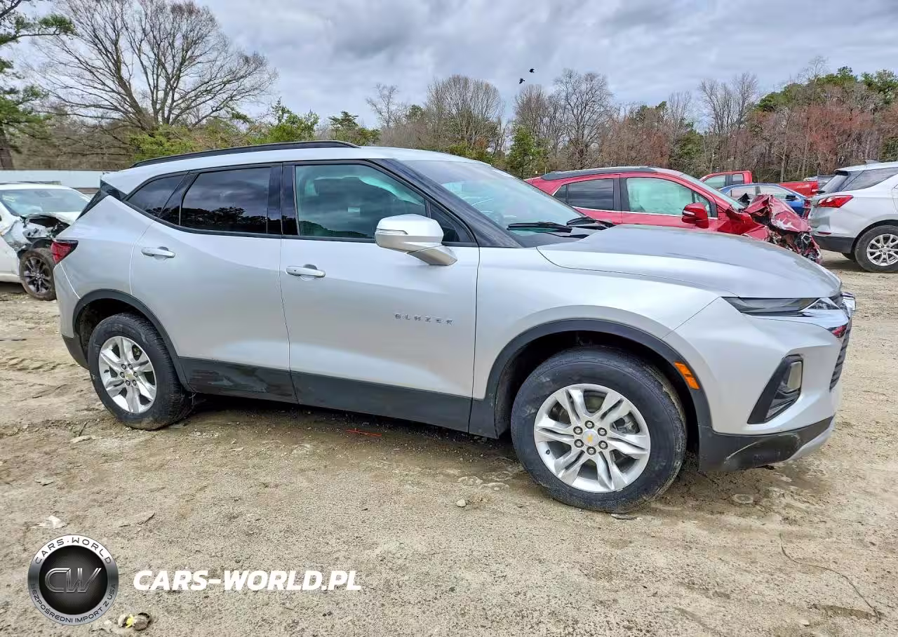 2022 Chevrolet Blazer 2Lt VIN:3GNKBHR43NS173848 - 4