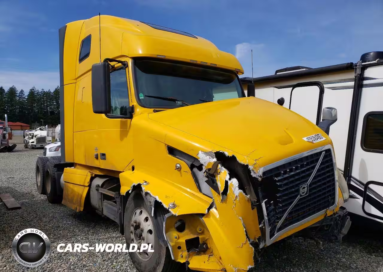 2011 Volvo Vnl Semi Truck