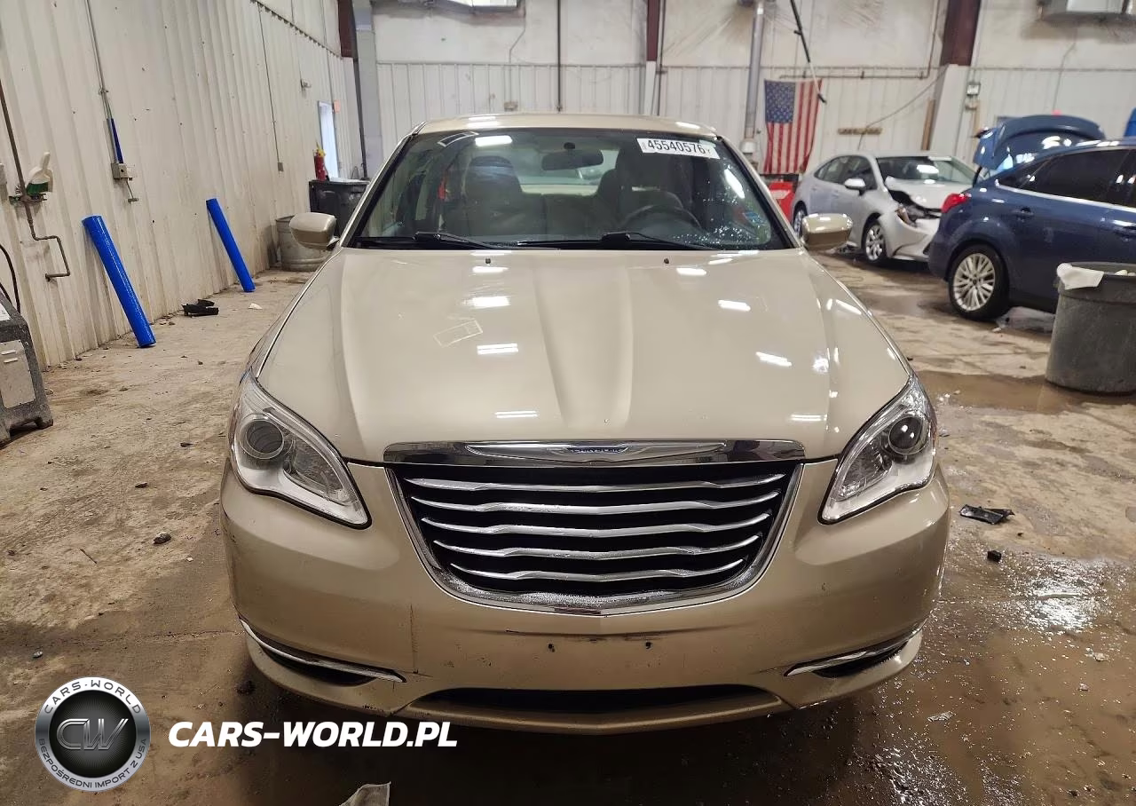 2014 Chrysler 200 Lx VIN:1C3CCBAG4EN103805 - 5