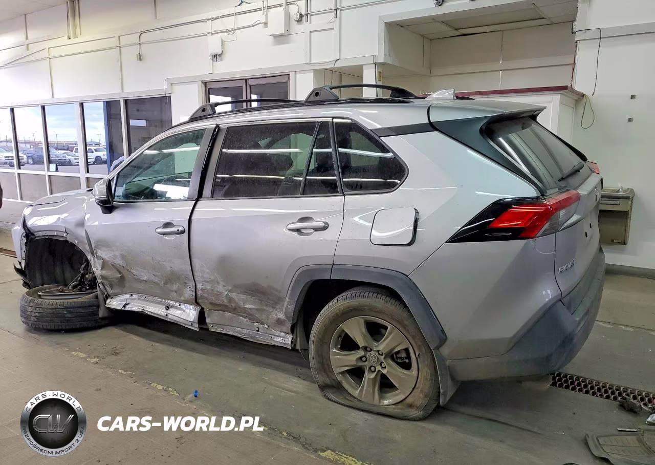 2022 Toyota Rav4 Xle VIN:2T3P1RFV8NC262128 - 2