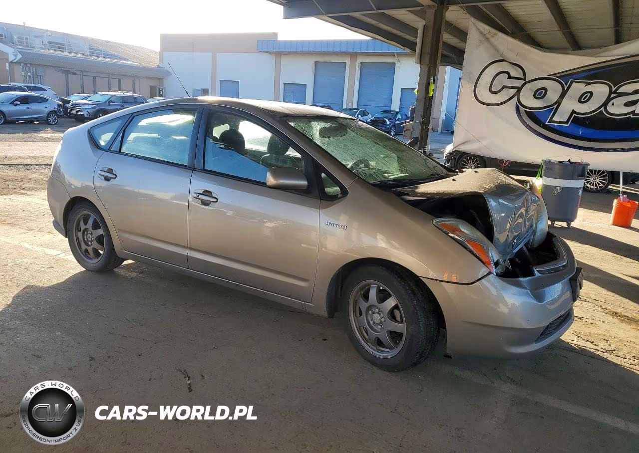 2008 Toyota Prius Touring VIN:JTDKB20U683343133 - 4