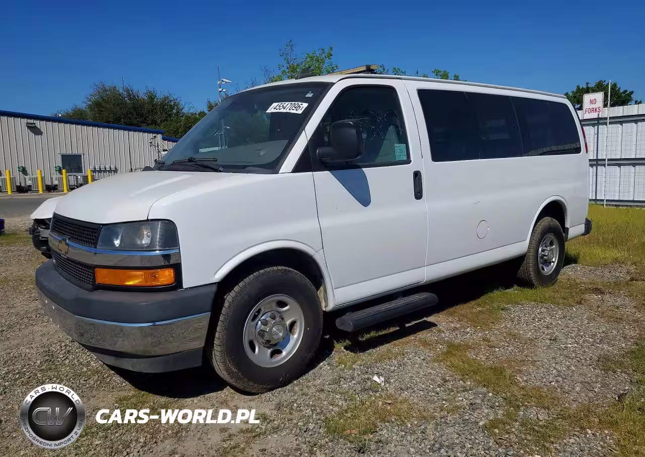 2019 CHEVROLET EXPRESS G3500 LT