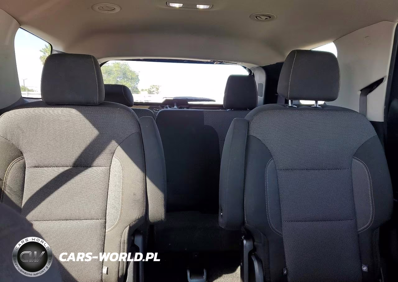 2018 Chevrolet Traverse Lt VIN:1GNERGKW5JJ105156 - 10